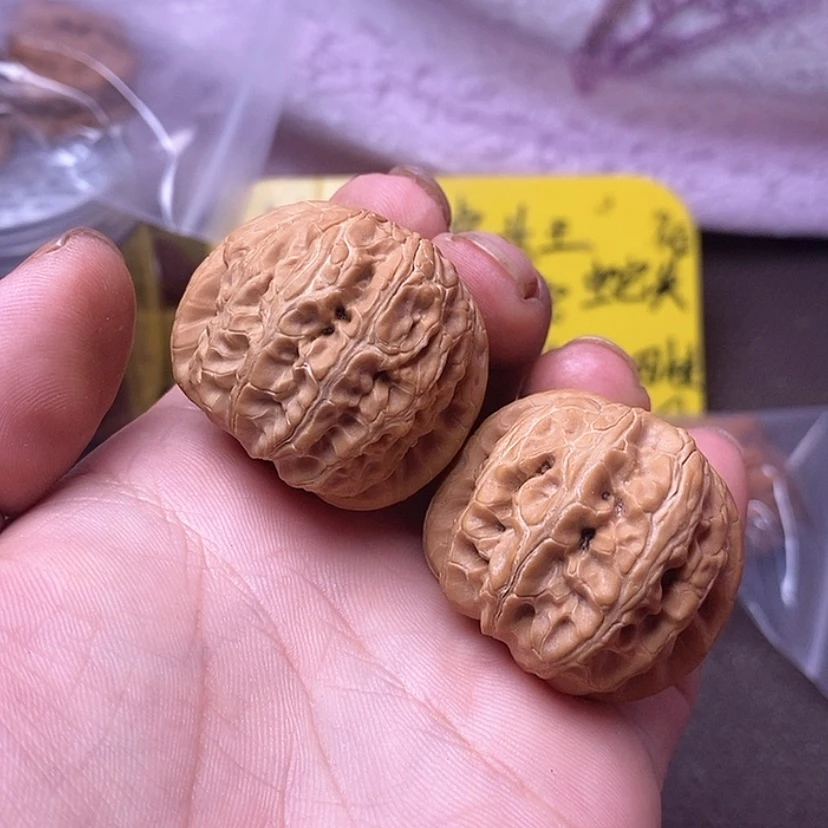 【闪购商品】吊坠文玩核桃40元宝