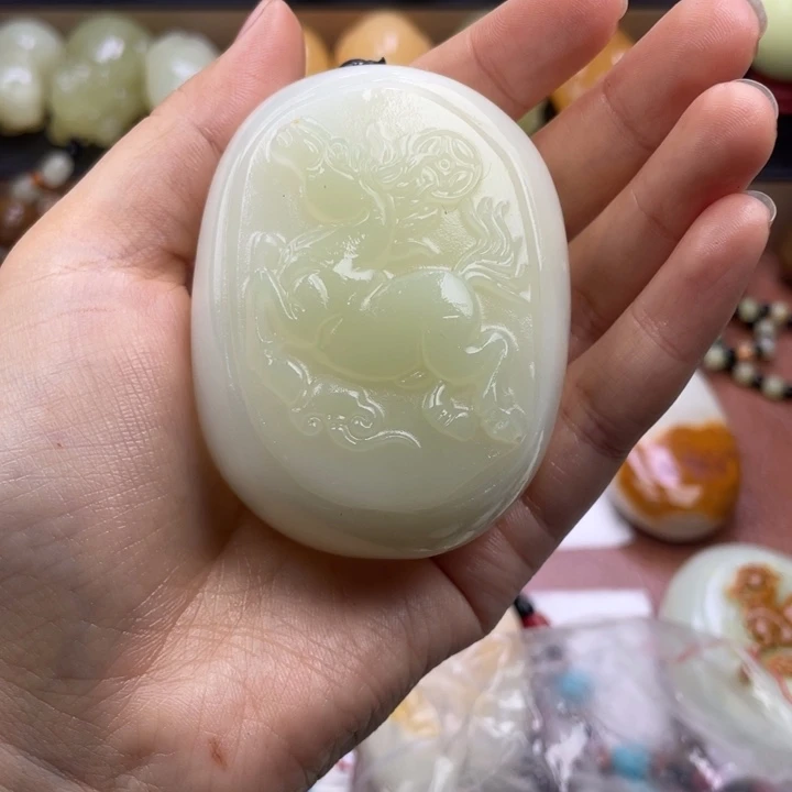 安***康石材天然古青石手把件