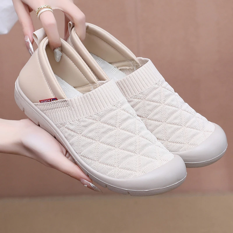 新款老北京布鞋一脚蹬透气休闲防滑鞋软底懒人鞋舒适春季女鞋单鞋