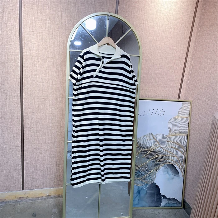 CC251黑白条纹孕妇哺乳裙100-140