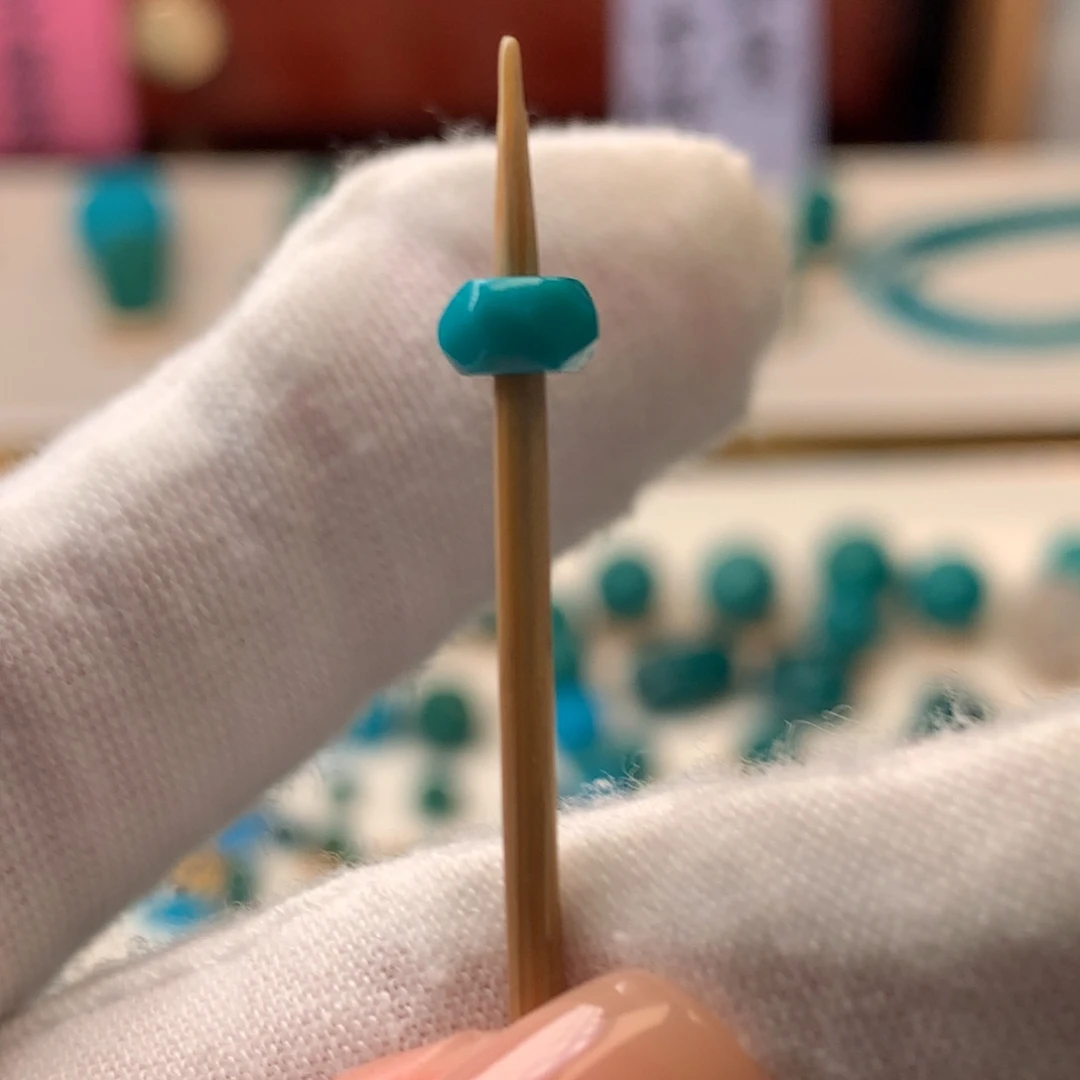 绿松石未镶嵌配饰