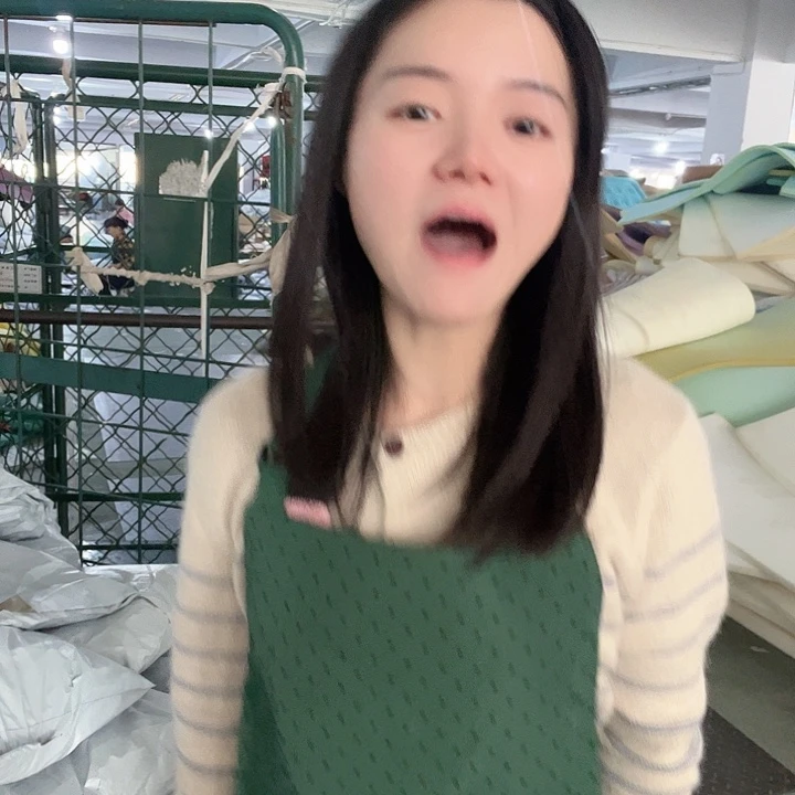 绿色波点围裙发1啦啦啦