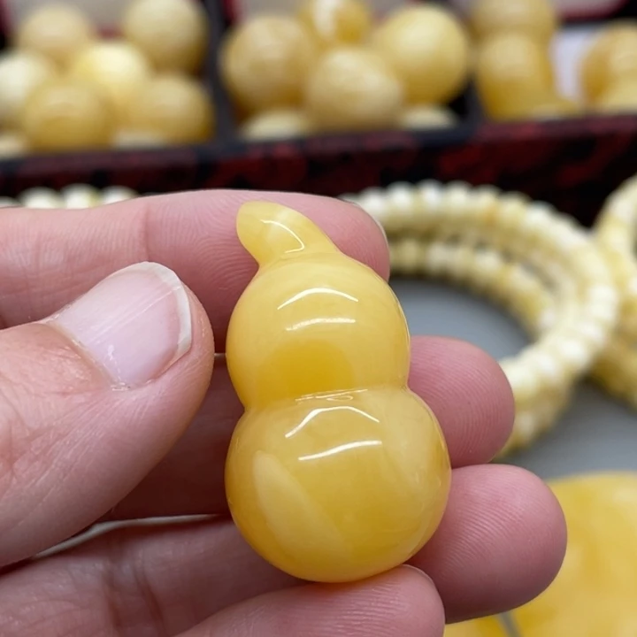 裸石琥珀未镶嵌蜜蜡
