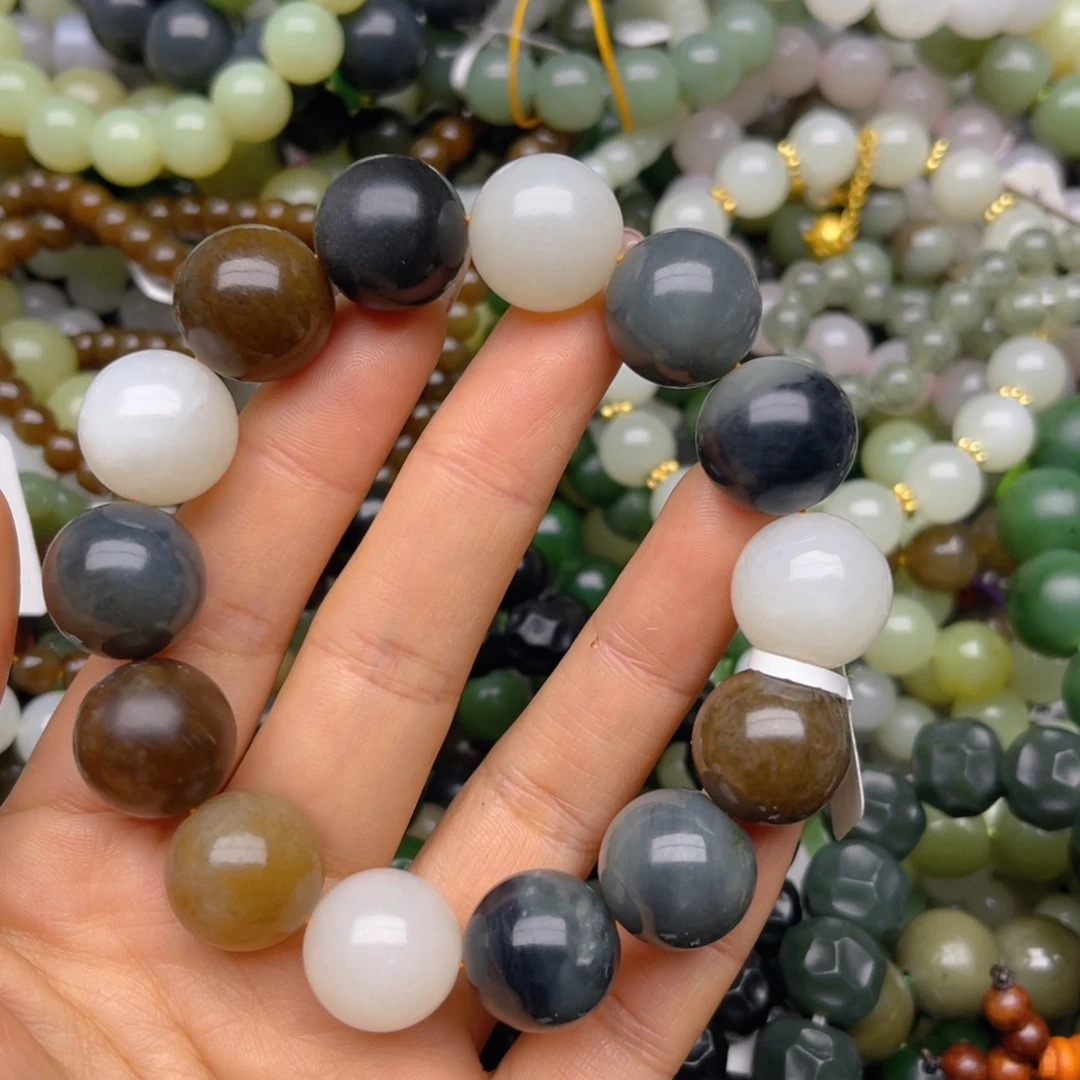 和田玉未镶嵌手链