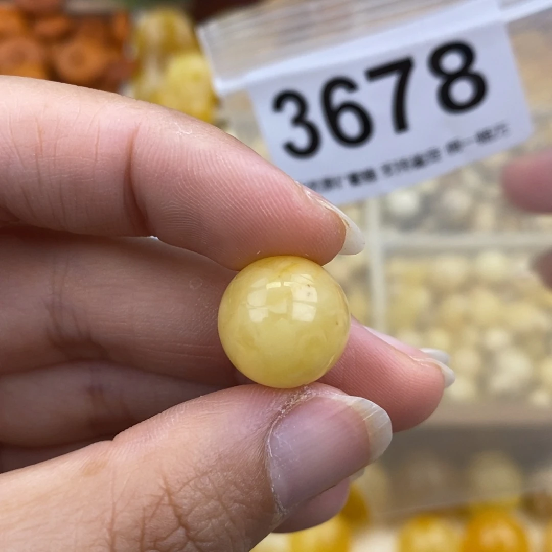未镶嵌琥珀珠宝奇石14