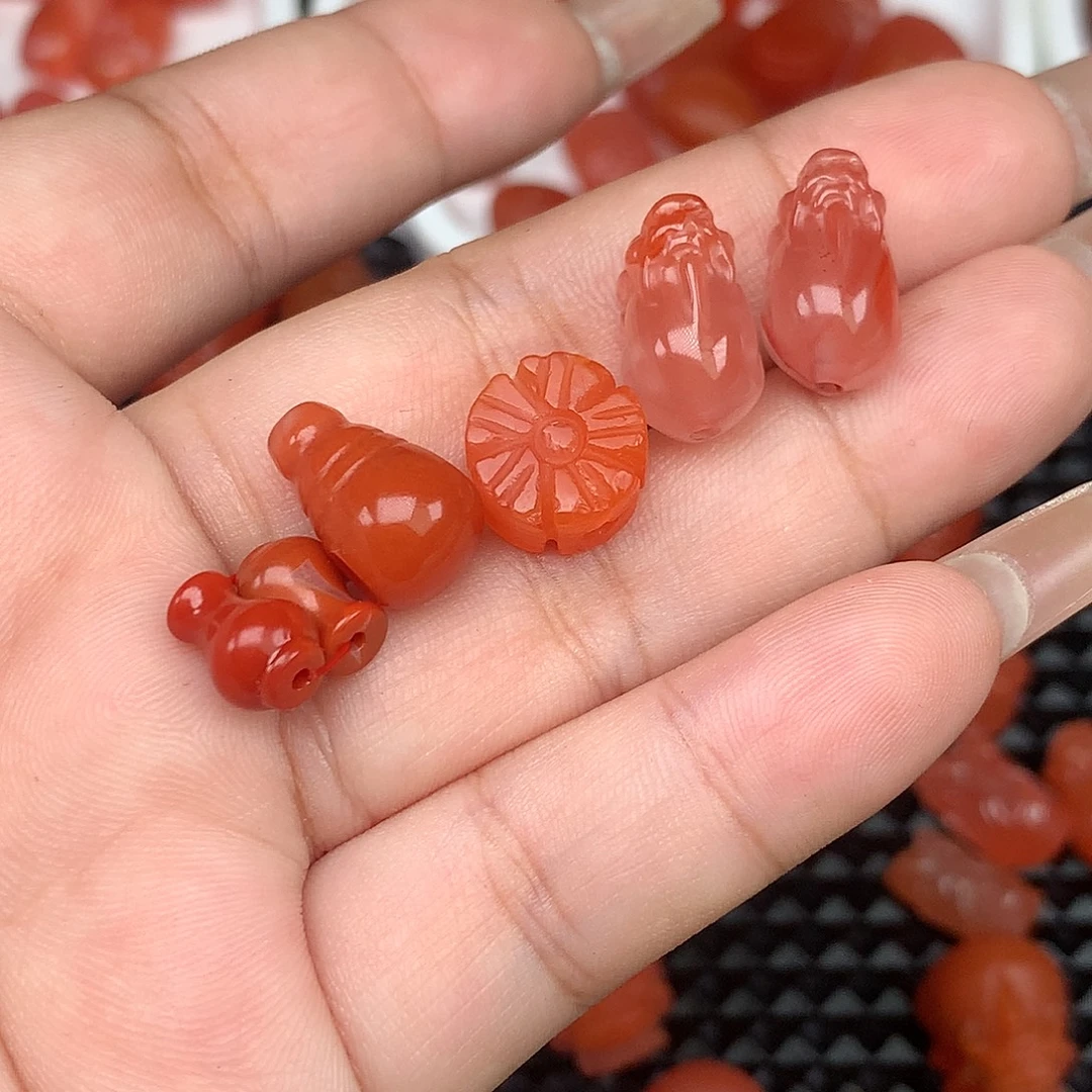 O***O南红玛瑙未镶嵌吊坠(不含链)多样性