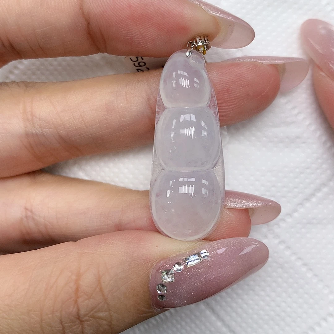 颈饰18K金镶嵌翡翠