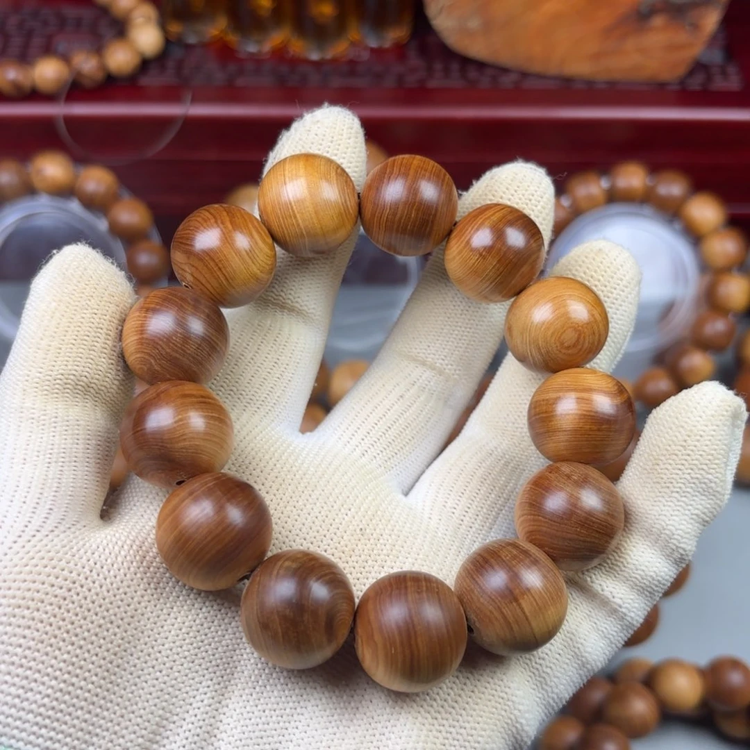 柏木空**达1.8红油高抛手串