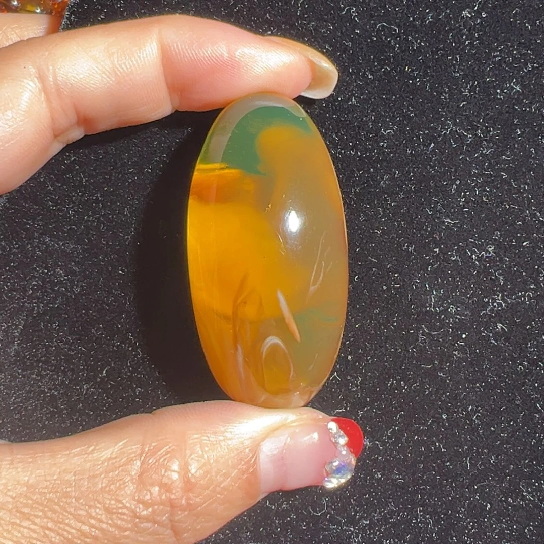 琥珀裸石未镶嵌蛋黄溶洞蜜大蛋面