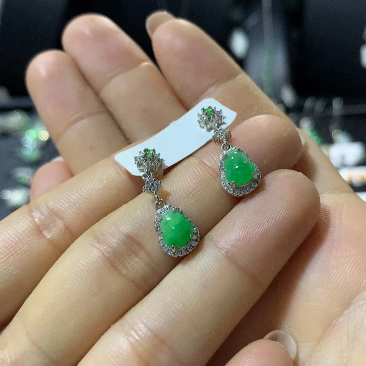 琪***琪翡翠银S925镶嵌戒指
