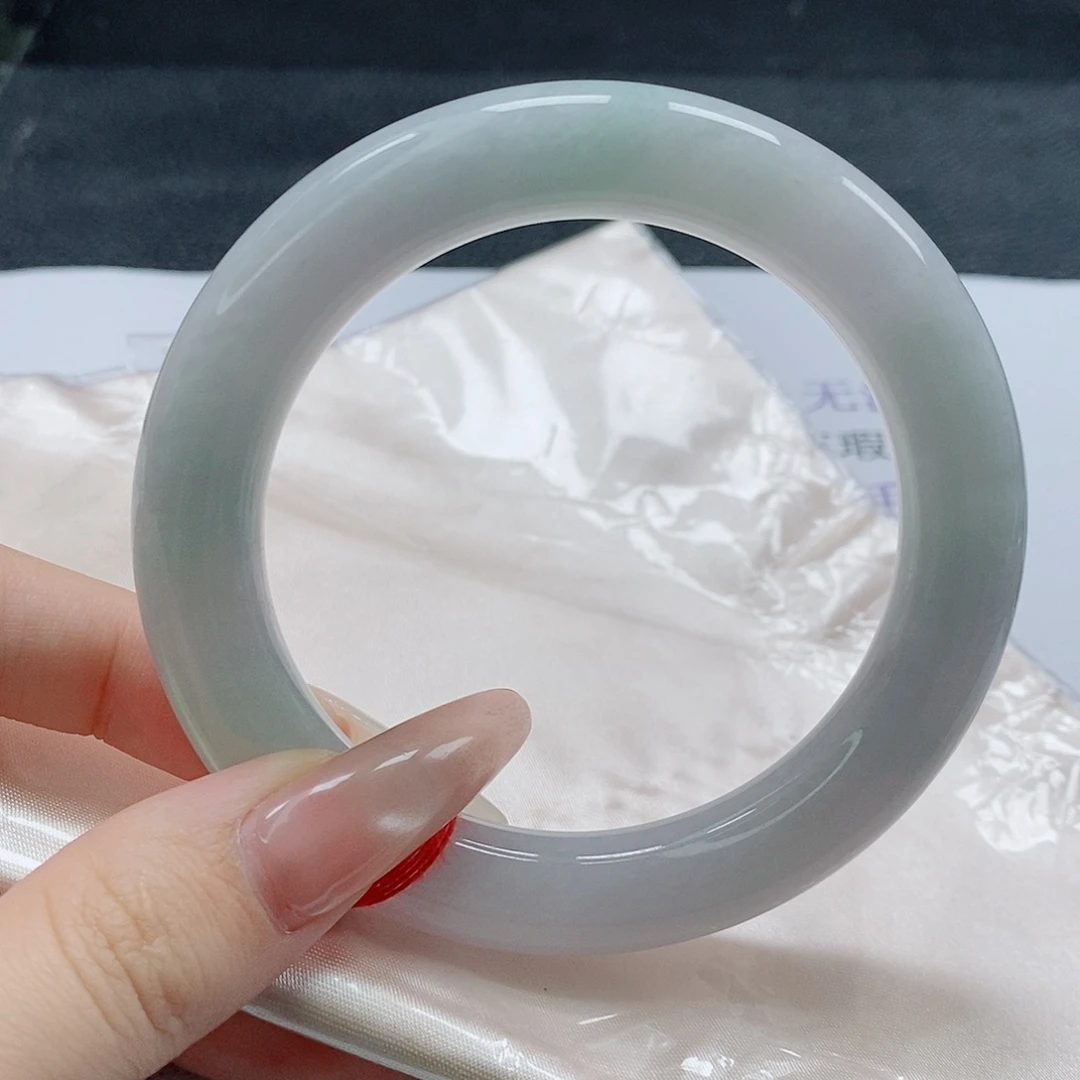【闪购商品】未镶嵌手镯（圆镯）翡翠478号