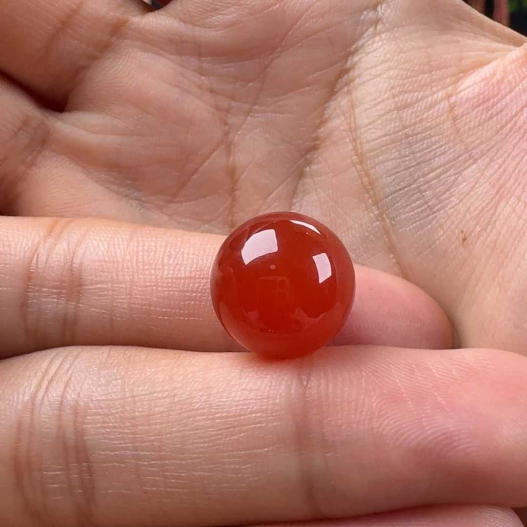 南红玛瑙未镶嵌宝石红圆珠13.1