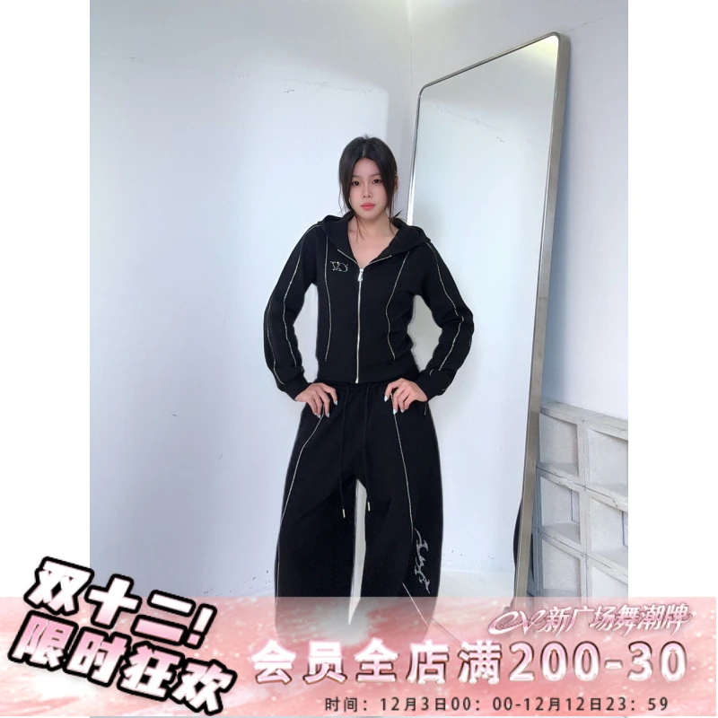 CV新广场舞潮牌水钻抓绒宽松长裤女显瘦气质时尚休闲复古秋冬