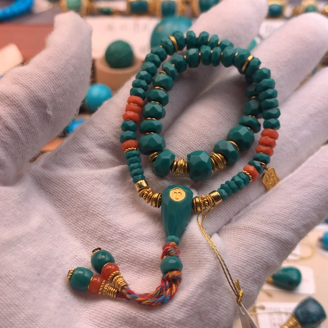 绿松石18K金镶嵌珠宝奇石