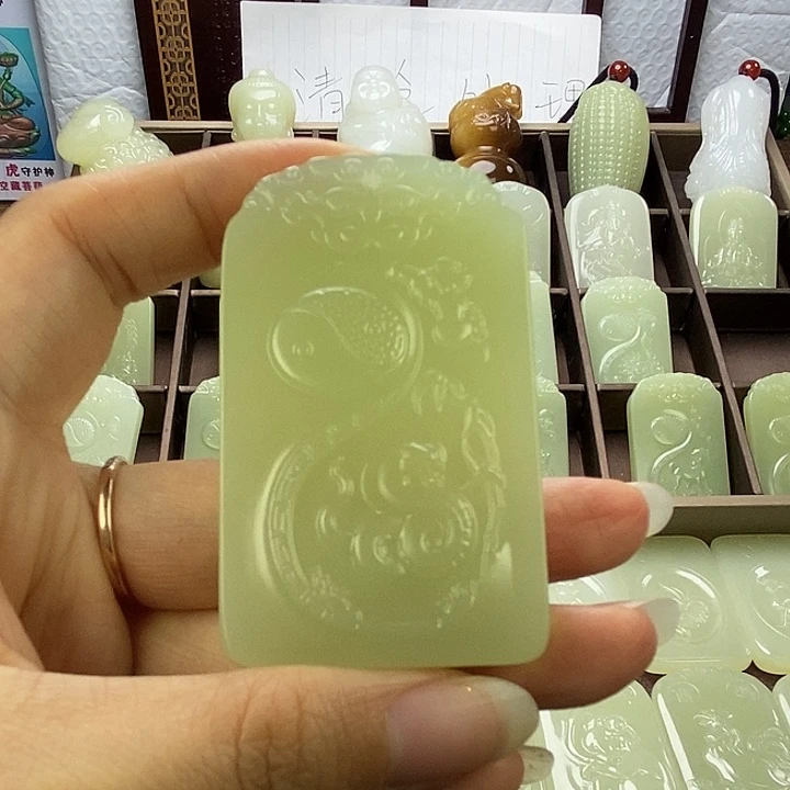 昆仑石双面蛇守护