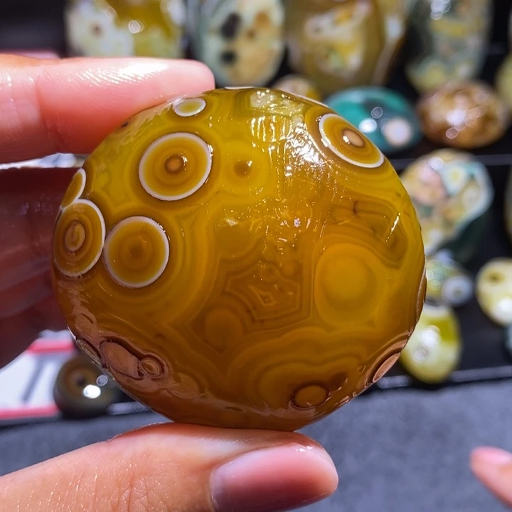 未镶嵌玛瑙/玉髓珠宝奇石
