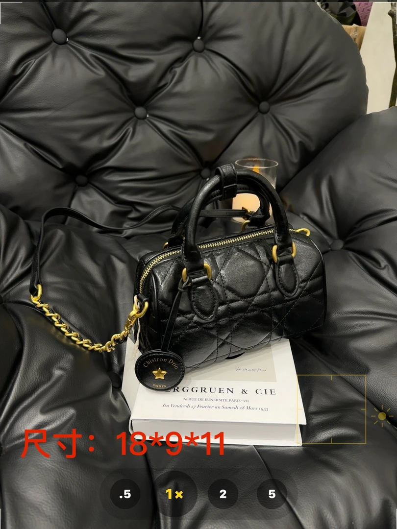 【七安倩】黑色波士顿保龄球手提斜挎枕头包5698