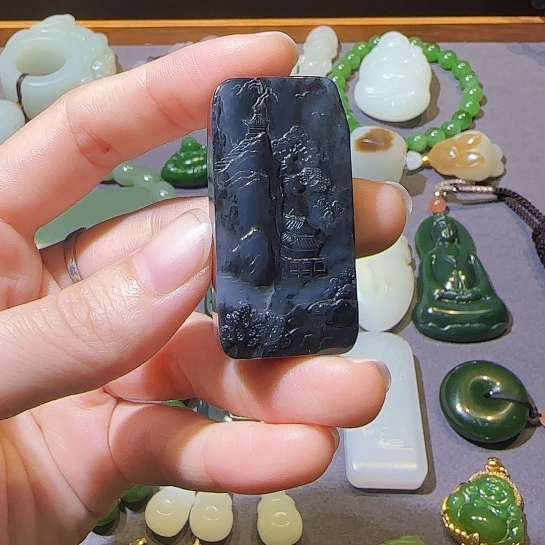 和田玉未镶嵌颈饰