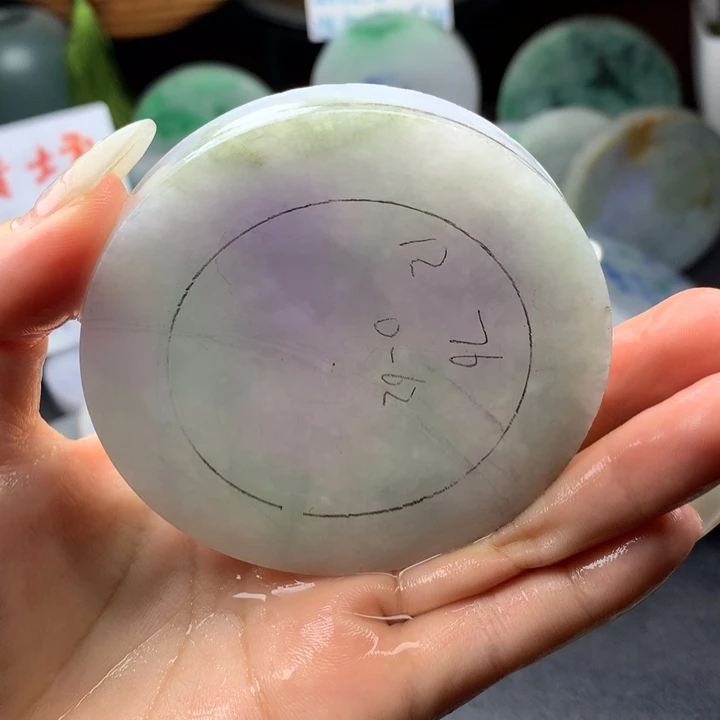 定制翡翠未镶嵌手镯
