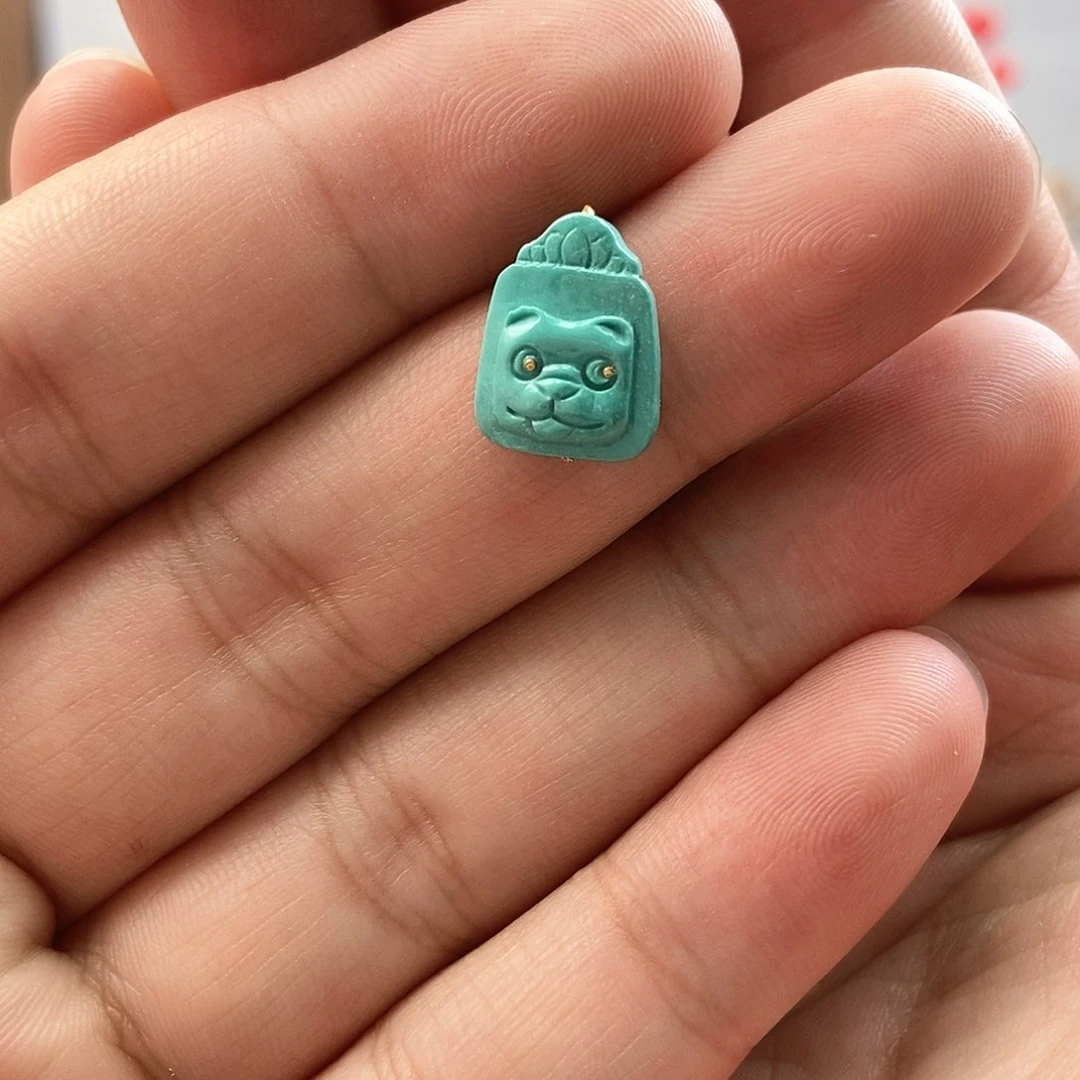 未镶嵌绿松石珠宝奇石