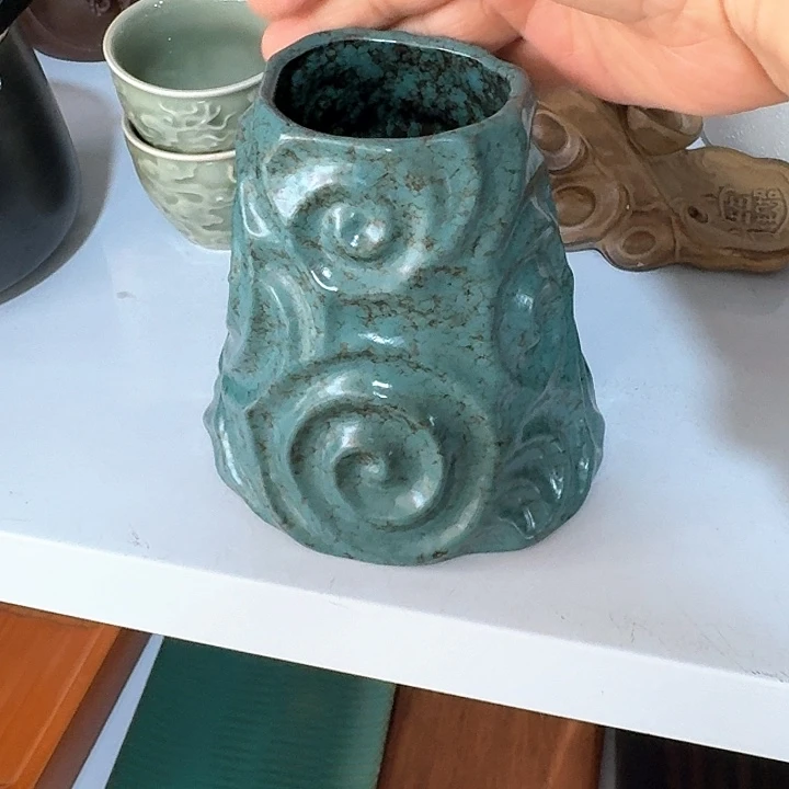 主人杯一个，瓷，品茗瓷