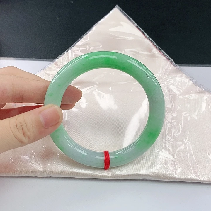 翡翠手镯未镶嵌花*翡翠729