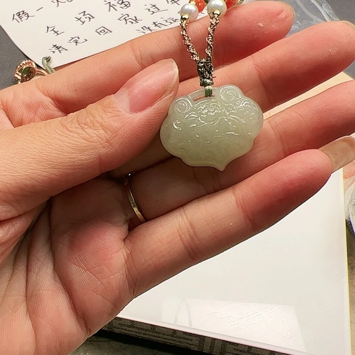 和田玉颈饰未镶嵌22