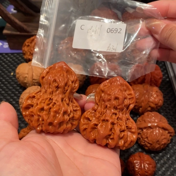 t***o把件文玩核桃精品