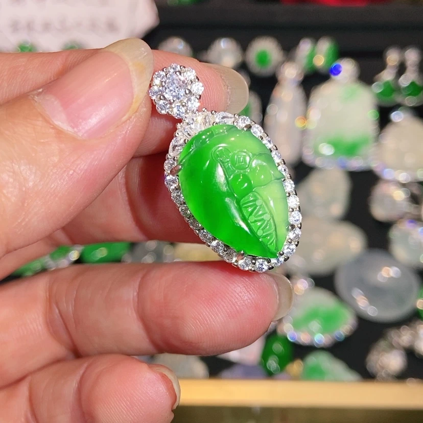 【闪购商品】颈饰未镶嵌翡翠天然翡翠