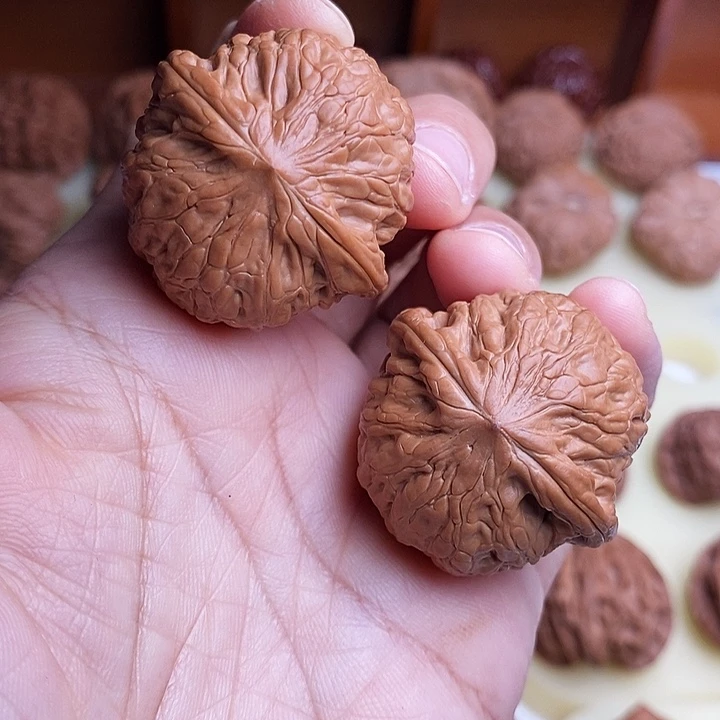 【闪购商品】文玩核桃吊坠36铁锤