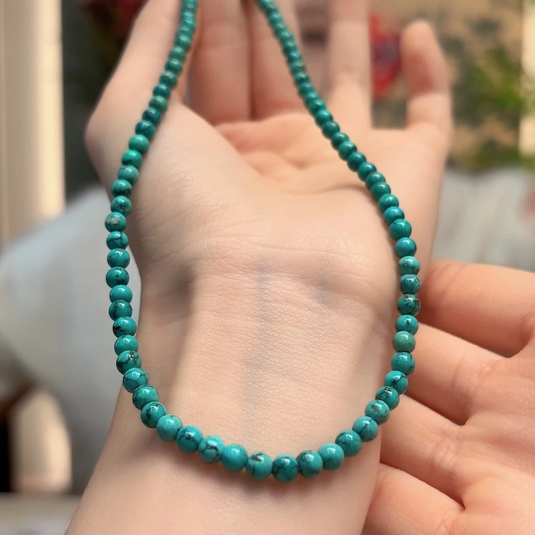 绿松石未镶嵌颈饰