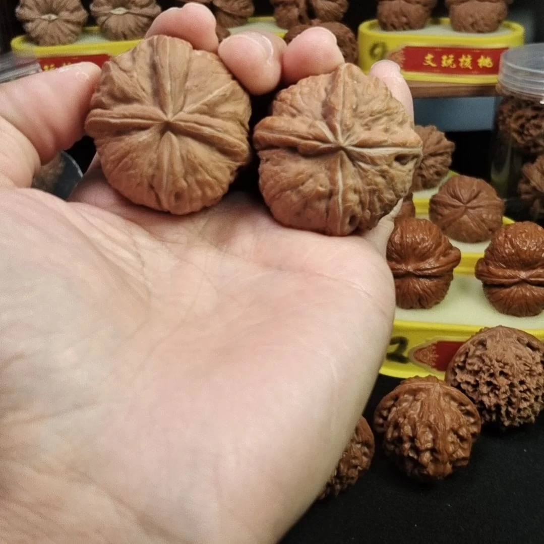 还***叔把件文玩核桃全品元宝