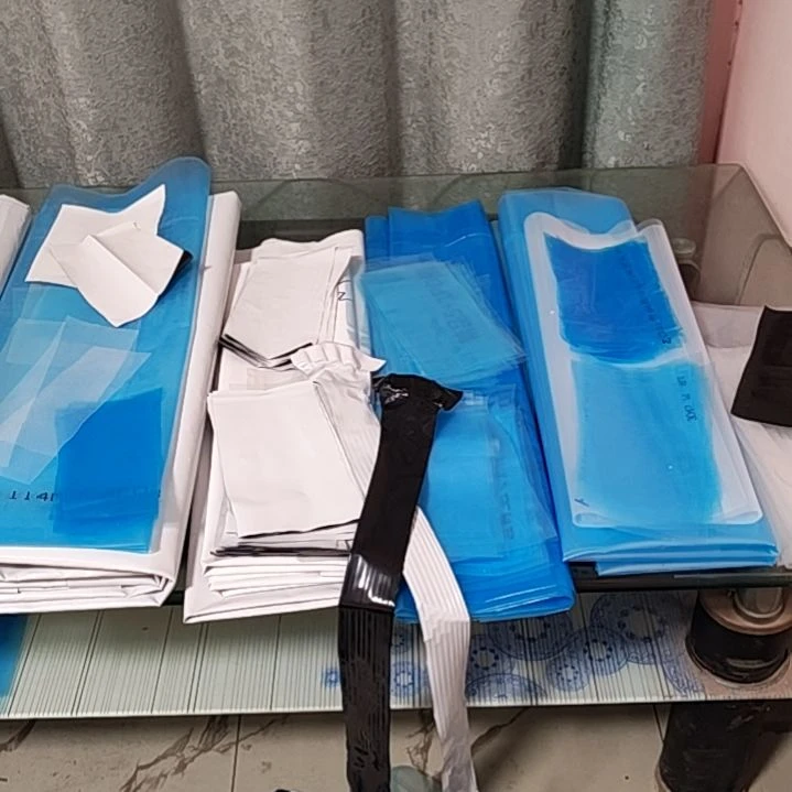 天***情6*13*12丝黑白膜裁剪一张