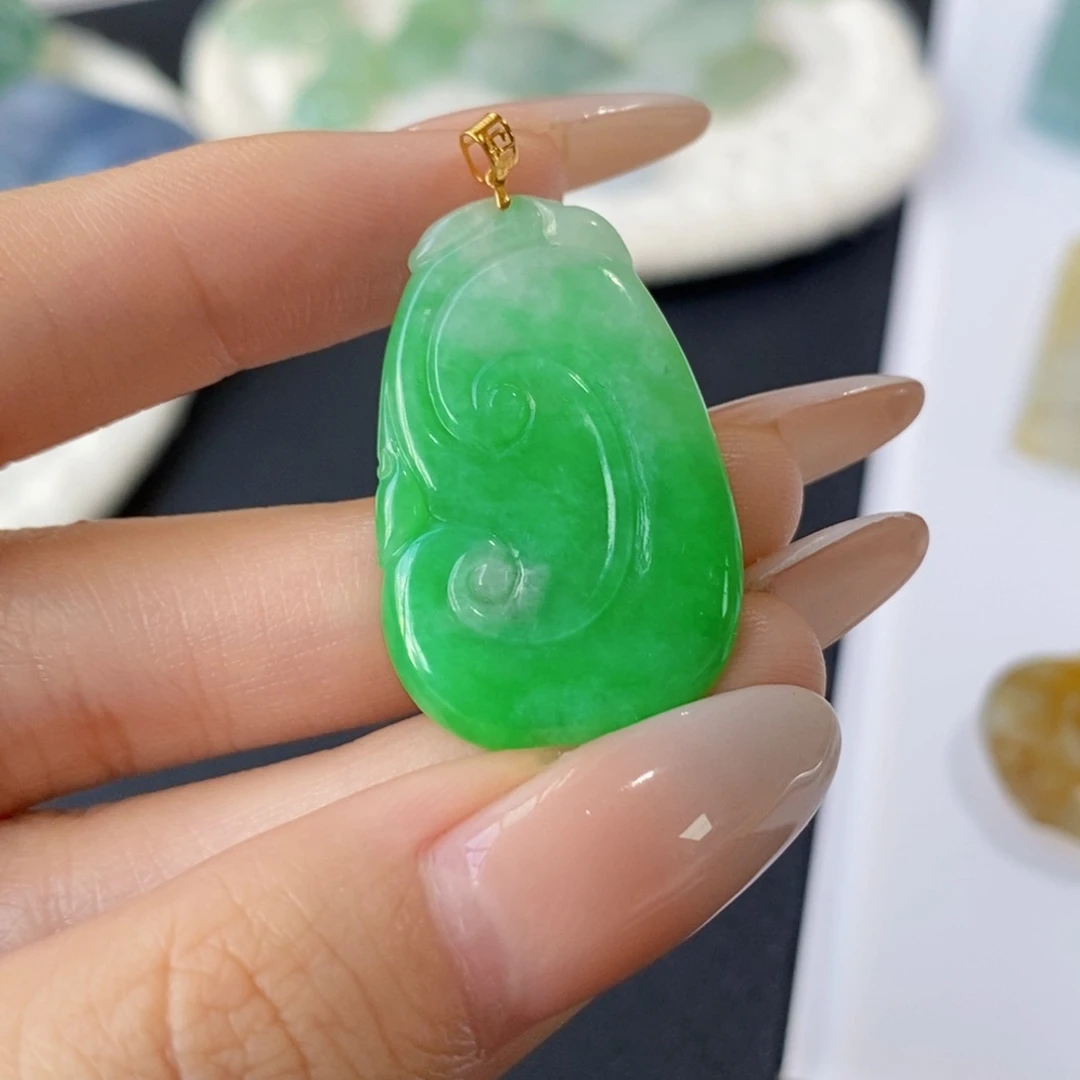 未镶嵌定制翡翠如意