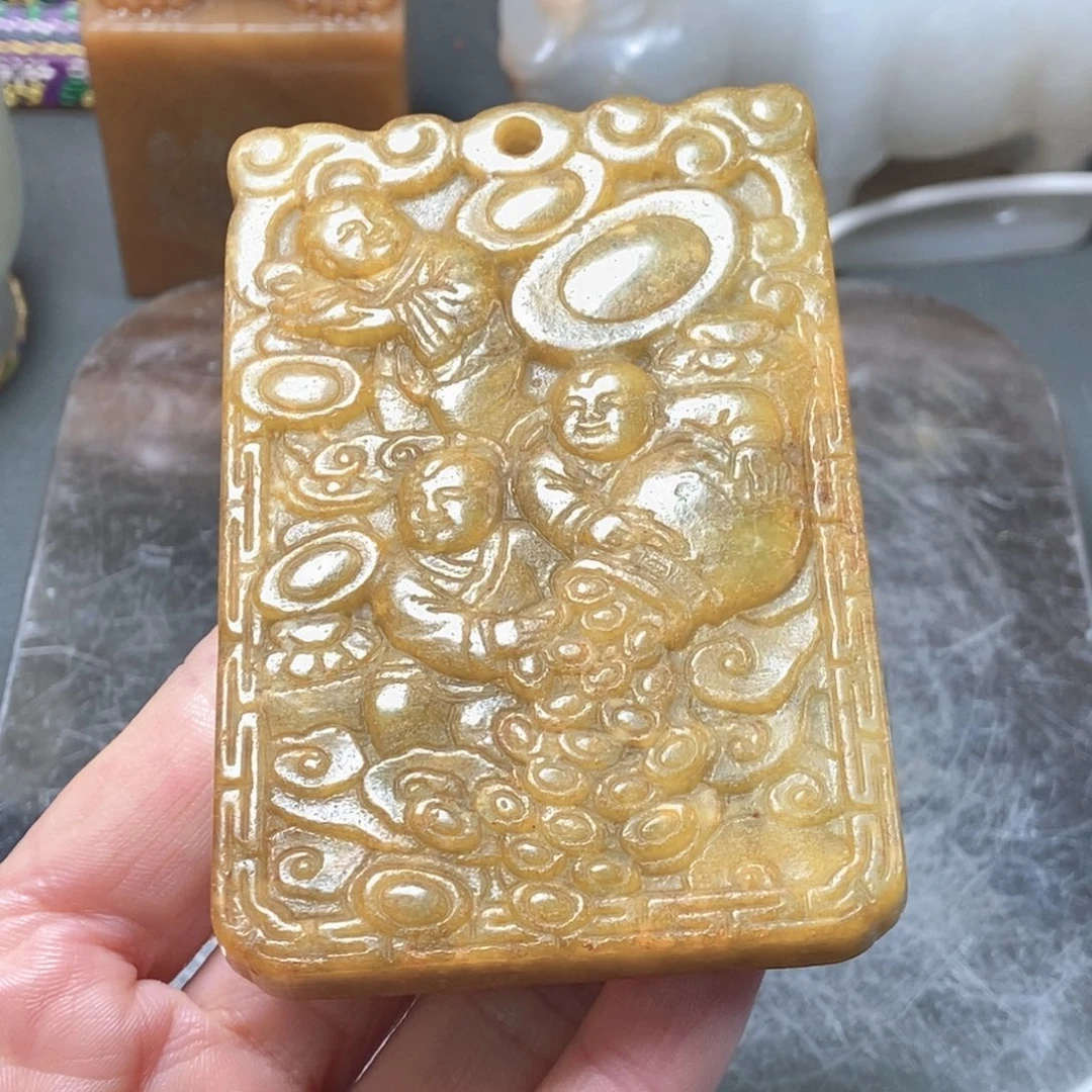 和田玉未镶嵌挂件