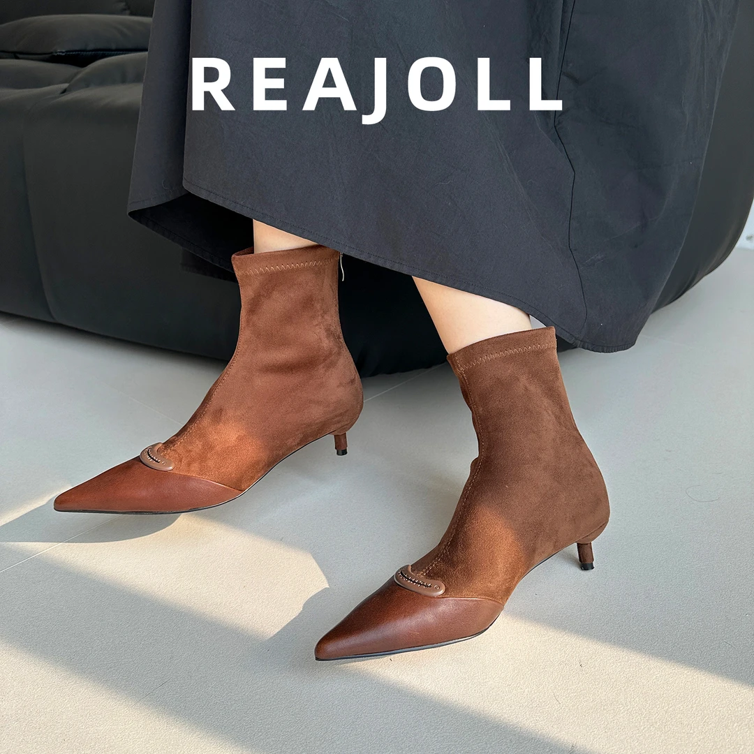 马丁靴女款2025新款法式尖头瘦瘦靴美拉德秋冬优雅配裙子短靴子女