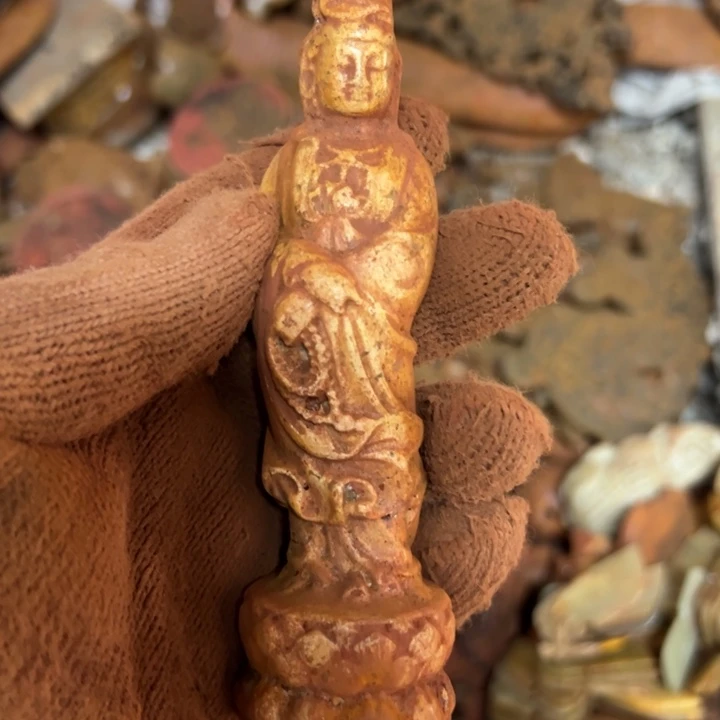 花***仔和田玉（黄玉）未镶嵌挂件