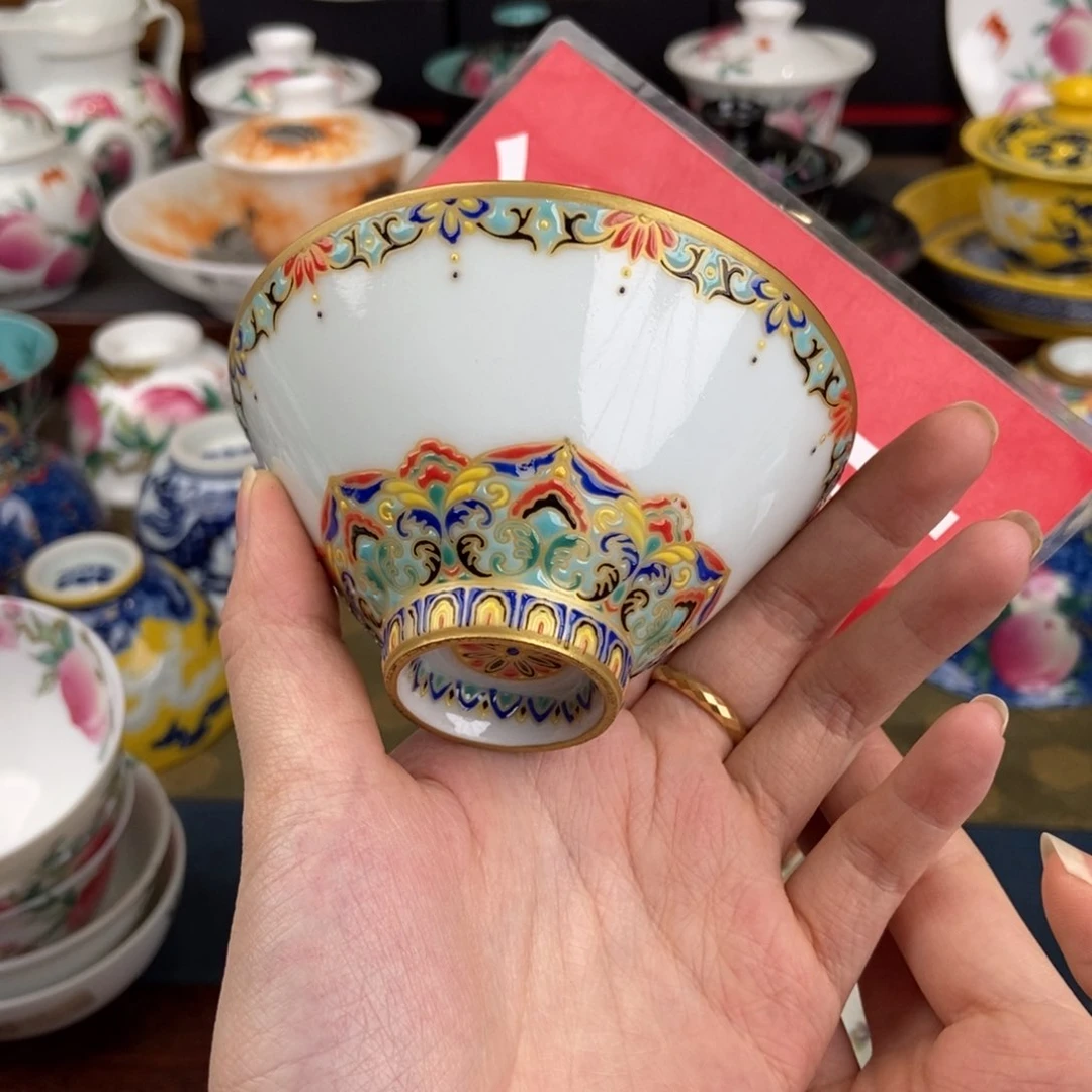 陶瓷艺术家的作品是一种非常