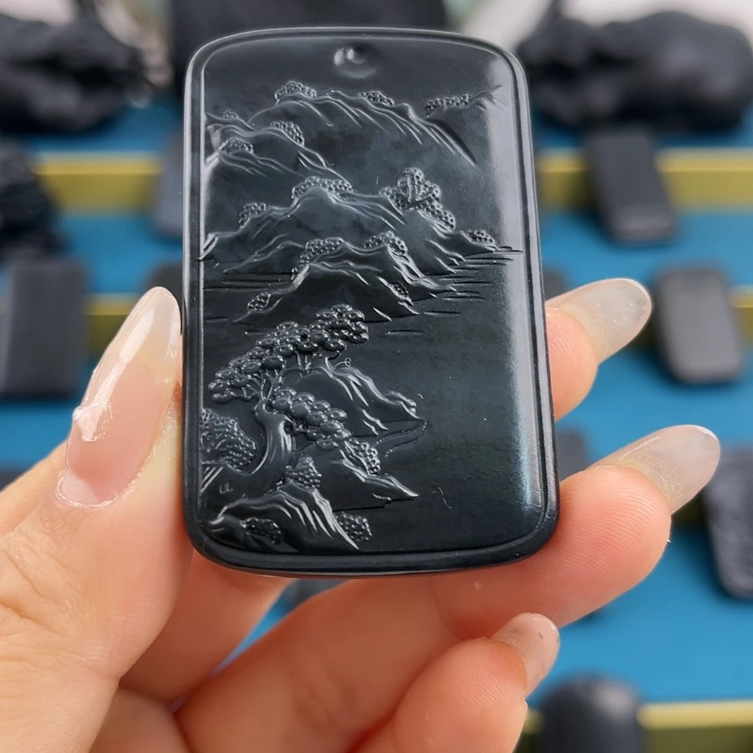 和田玉（墨玉）山水未镶嵌