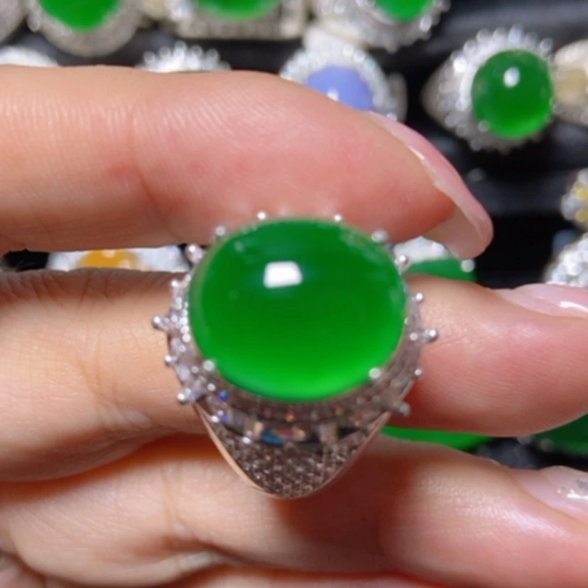 【闪购商品】翡翠未镶嵌颈饰翡翠