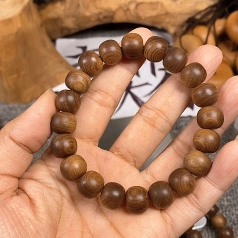 檀香木手串/手链老山檀香黑肉树头老料10/11沉水微瑕疵