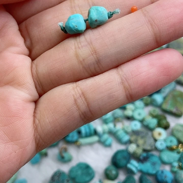 南红玛瑙未镶嵌珠宝奇石