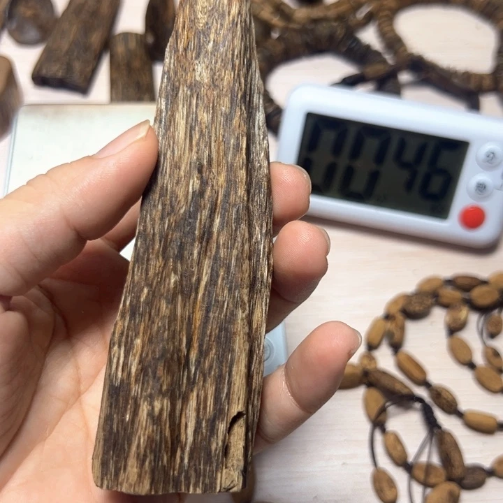 沉香沉香碎屑海南虫漏料23.8克