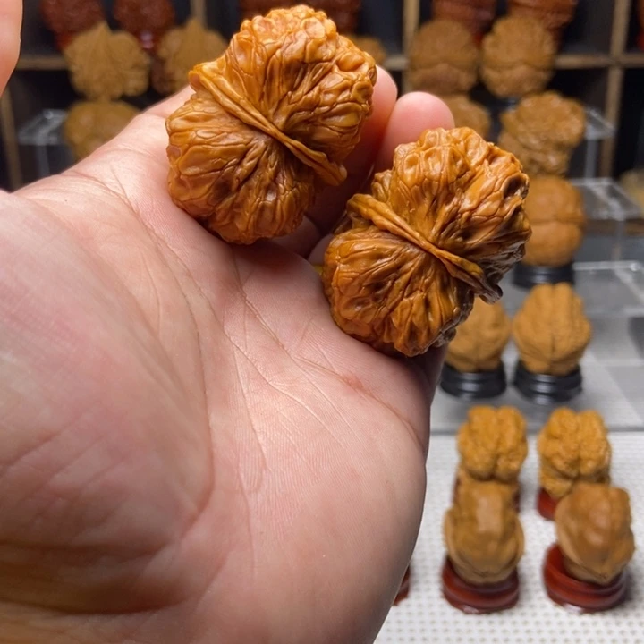 吊坠桃核9磐石鬼脸