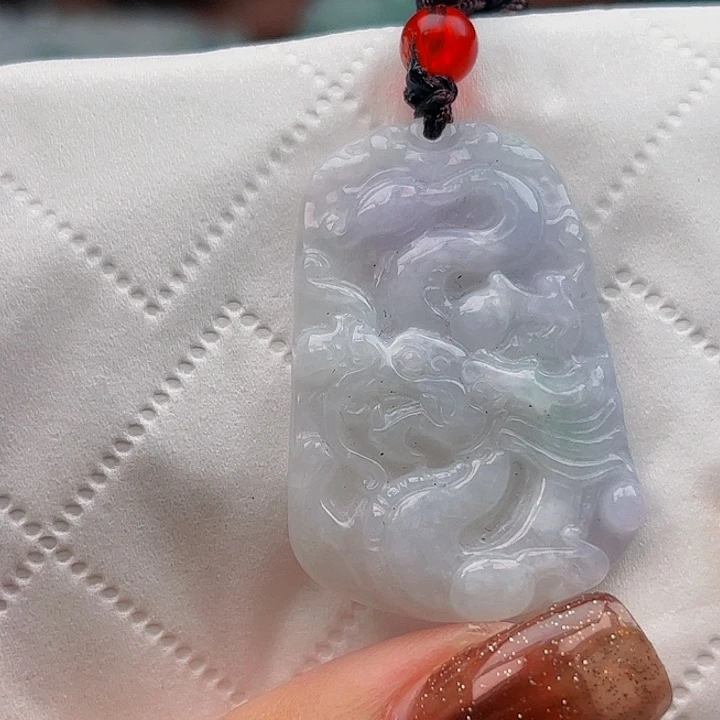 翡翠未镶嵌颈饰挂件