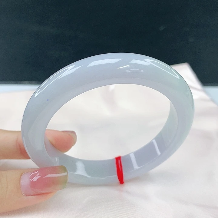 翡翠未镶嵌手镯圈57.6。79024