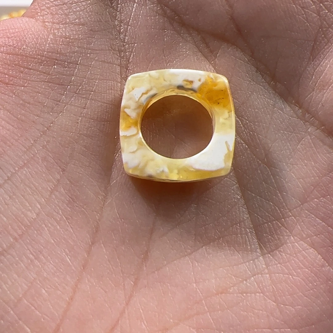 琥珀未镶嵌珠宝奇石金瓷白溶洞跑环