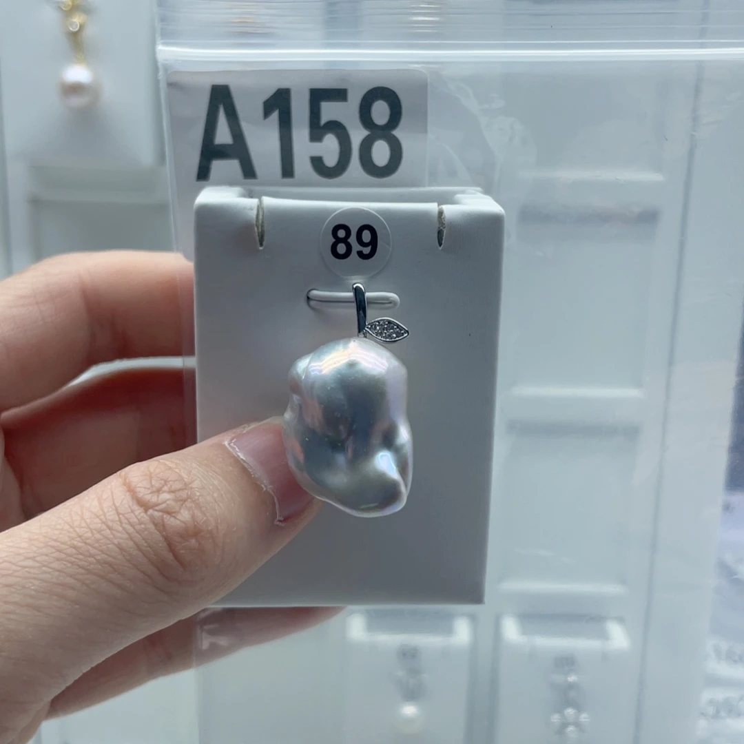 淡水珍珠颈饰合金