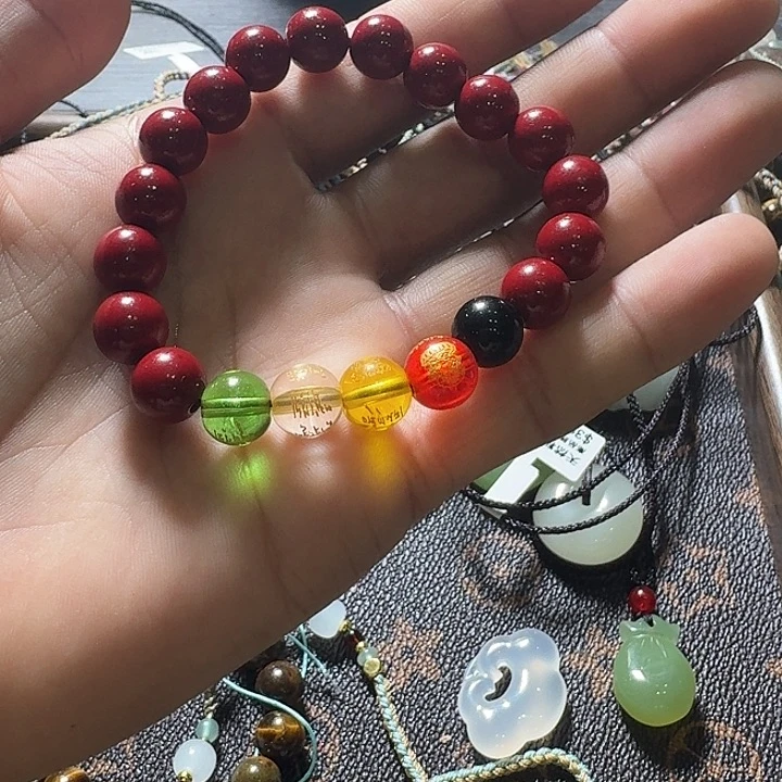 翡翠未镶嵌颈饰朱砂手串