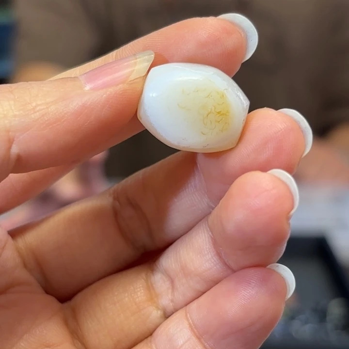 未镶嵌颈饰玛瑙/玉髓